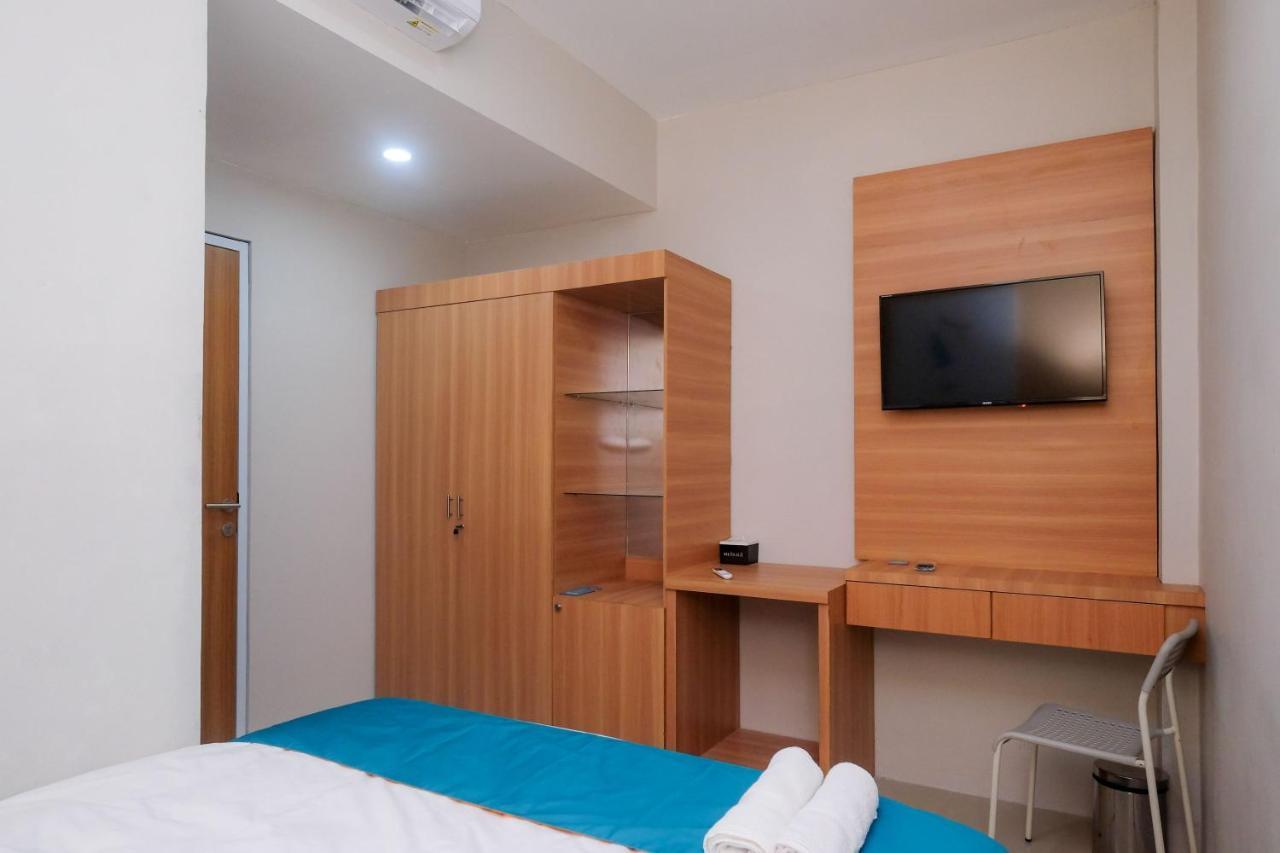 Sans Hotel Tiga Putri Semarang By Reddoorz Buitenkant foto